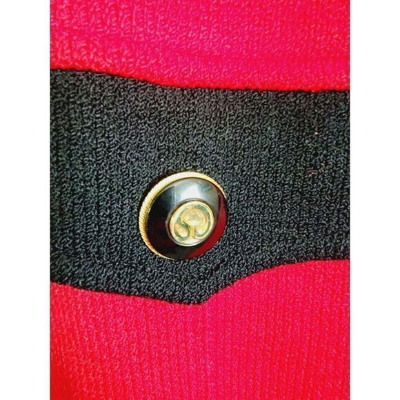 St. John Marie Gray L Red Knit Zip Up Cardigan Red Black Blazer Jacket *2 Holes* - Picture 8 of 10